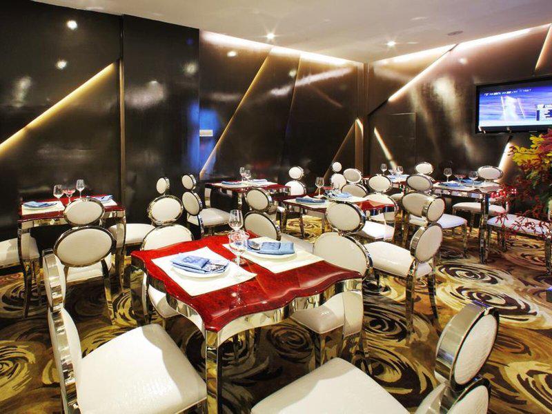 F841E9EABB9A7E38F22DD67D6F8F859F