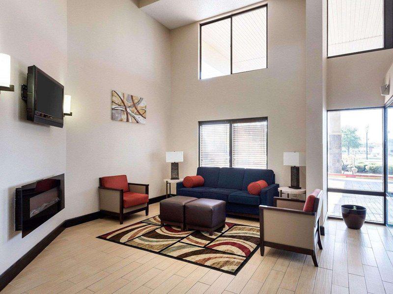 10BBBE8AB172D9D82C8A70C27558B2C1