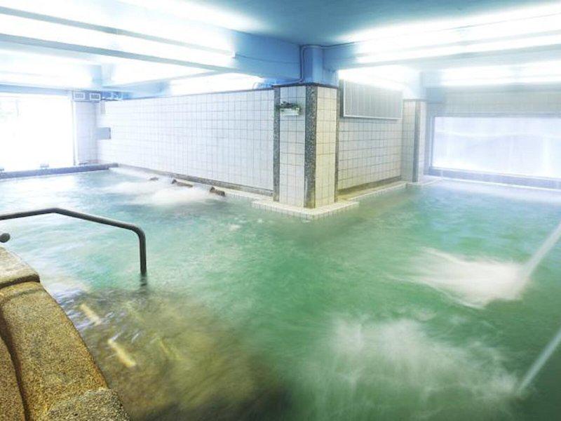 83C4595E032CC83652A68B2D01E38EC1