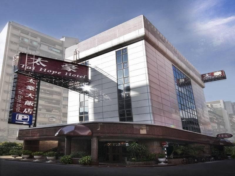 4CEAFB6BFFC1D817DA4A3D97B9A961CF