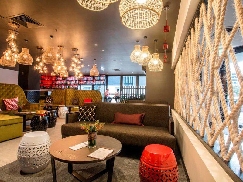 1983F11DB12B7C1F73176F60E3EDE531