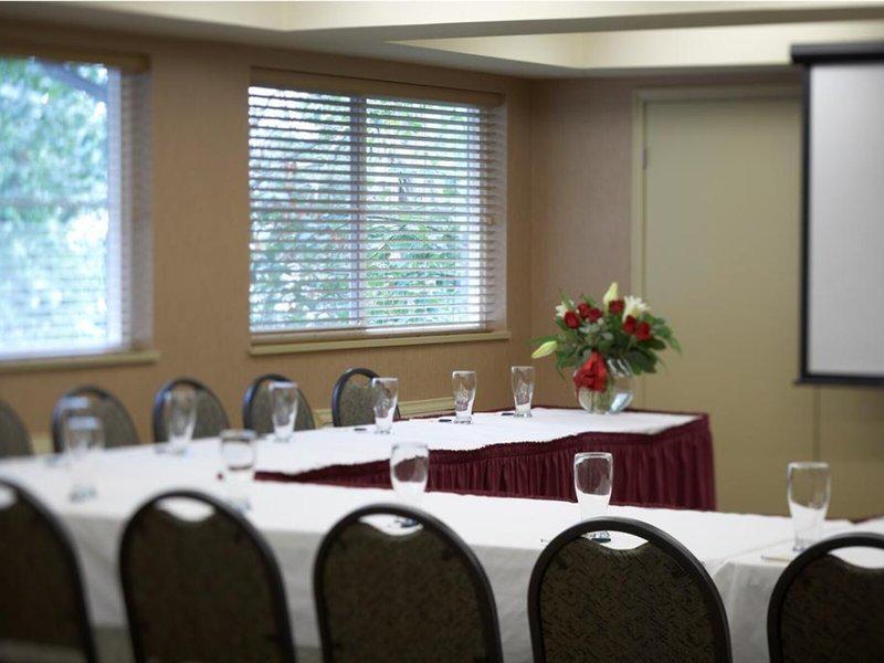 346FA49D2D4B8215F7C6DFF42F3AFEF4