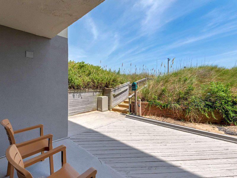 1DD9757B8329A305C8BBC6768B6E849A