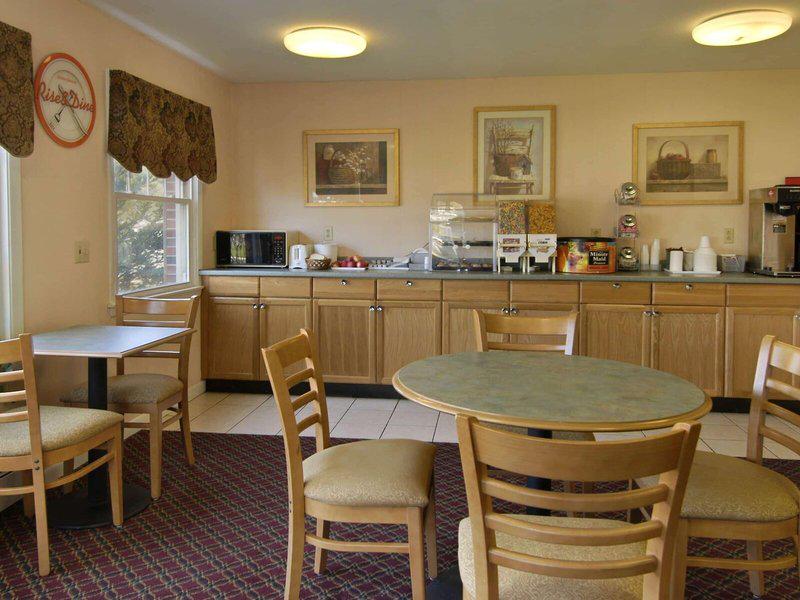 E749A294840C694F4C5601590D6F9C38