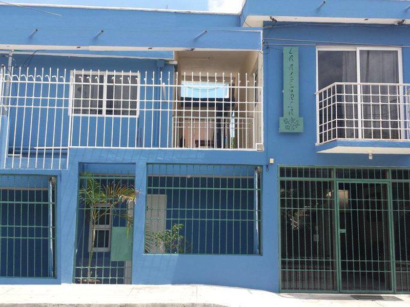 5A3605125191D9B3AE8D6294ADA71D2A