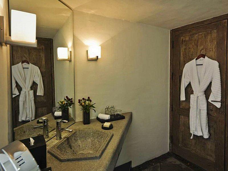 11554EA3EE1E39F76EBEAA19AB138B84