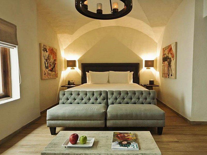 8CB451D0B43529A4CDB9962E10F86ACB