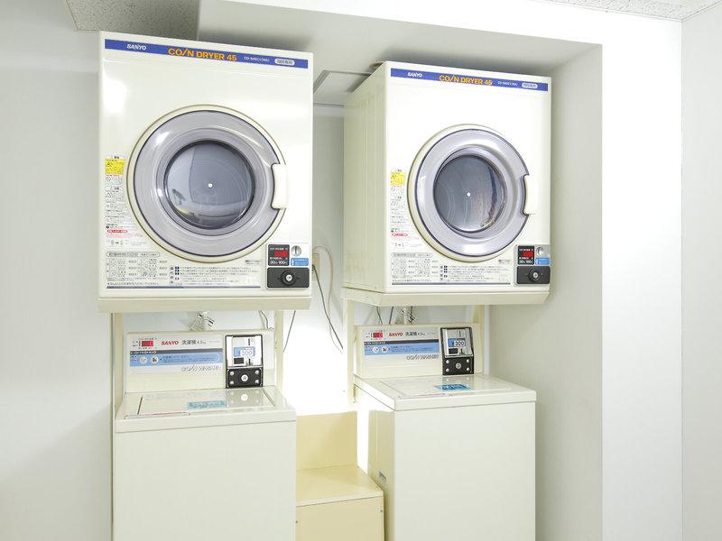 B272337F476987FF83A6B1D5EF6214FD