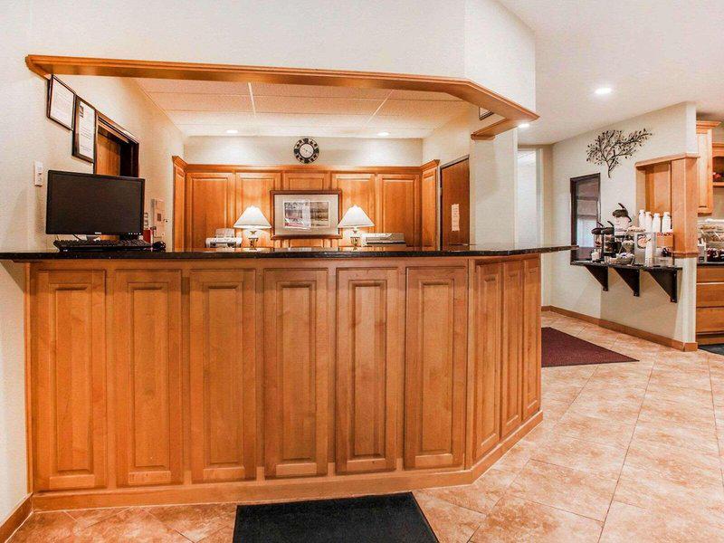 C8C637E5AC38626247E5383F79230A03