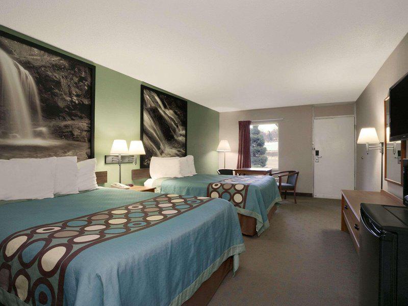 6B655E82D82144DDBACB82C0A98894AB