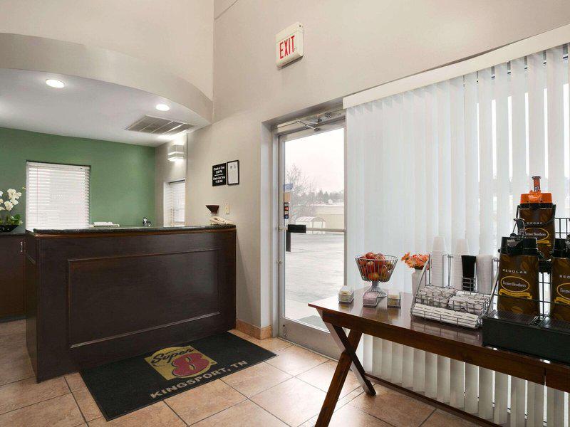 AD493D1870EF9F5BE3DA11E91BA62735