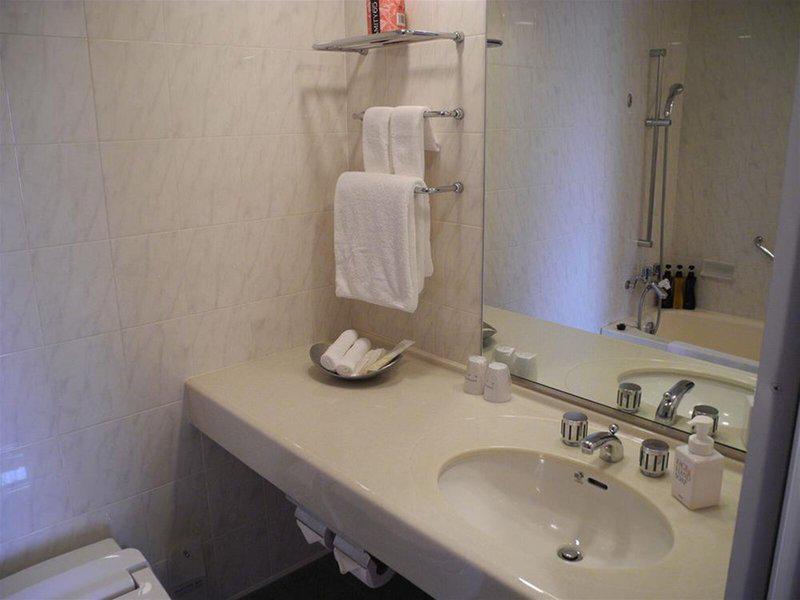 0A7D0AC025E0AD9E2AE8653A5DCB92FD