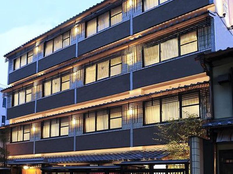 F0DBE7B93A9888523D991A07854E5F3A