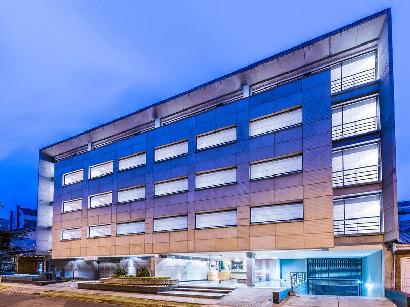 917682CEEF9D17AE532EAD3FC381E787