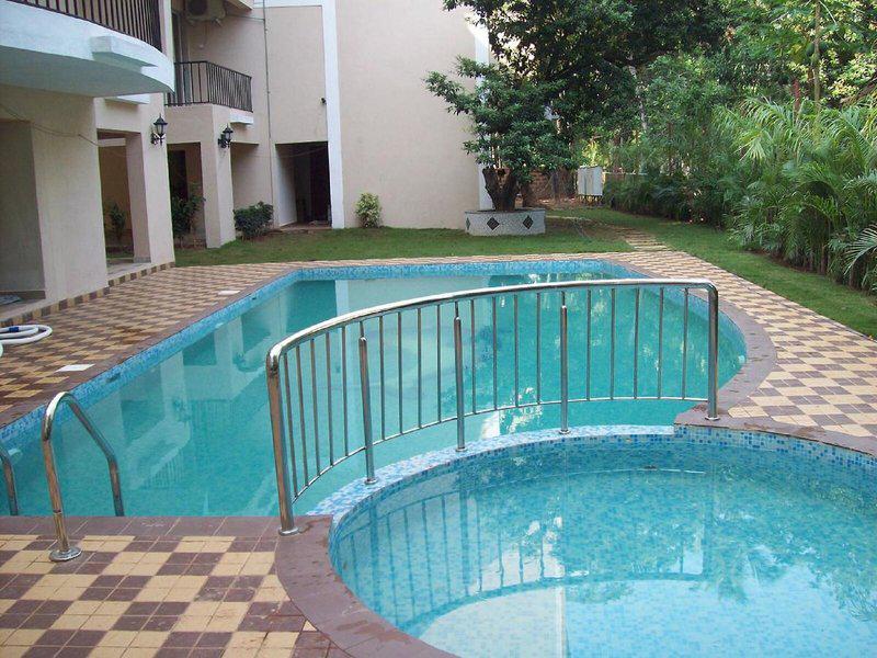 E2C01222A5CB0D05DD82A464BF5B666D