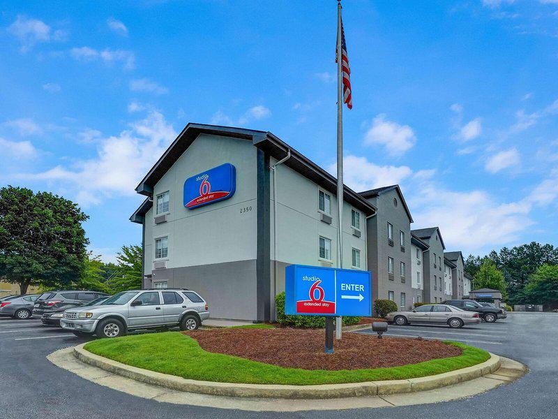 3061125B6C14D6FD5D18080EE6355415