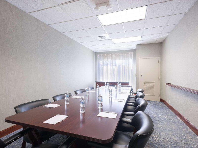 28D28BE083CBC069B6E3D811C7F2A467