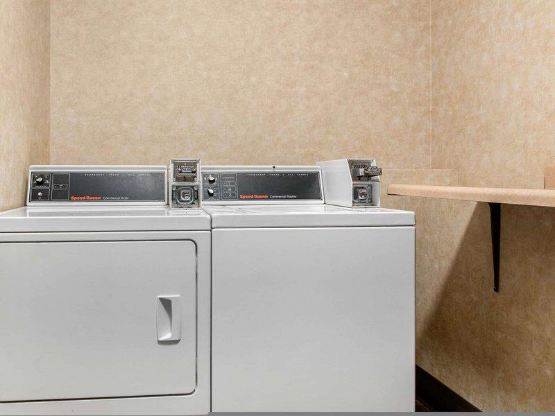 2B1177B3B4069E5DAF32411512966230