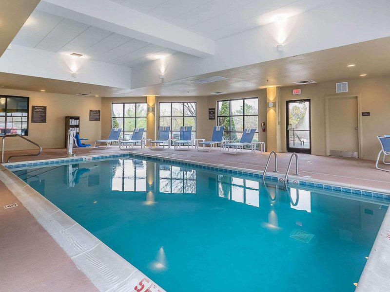 9094DC8EF0A1AAEF9EBD8D29894BFDA8