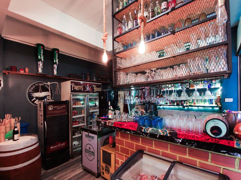 AFE67C039CEA7613D313F04CB44F2E83