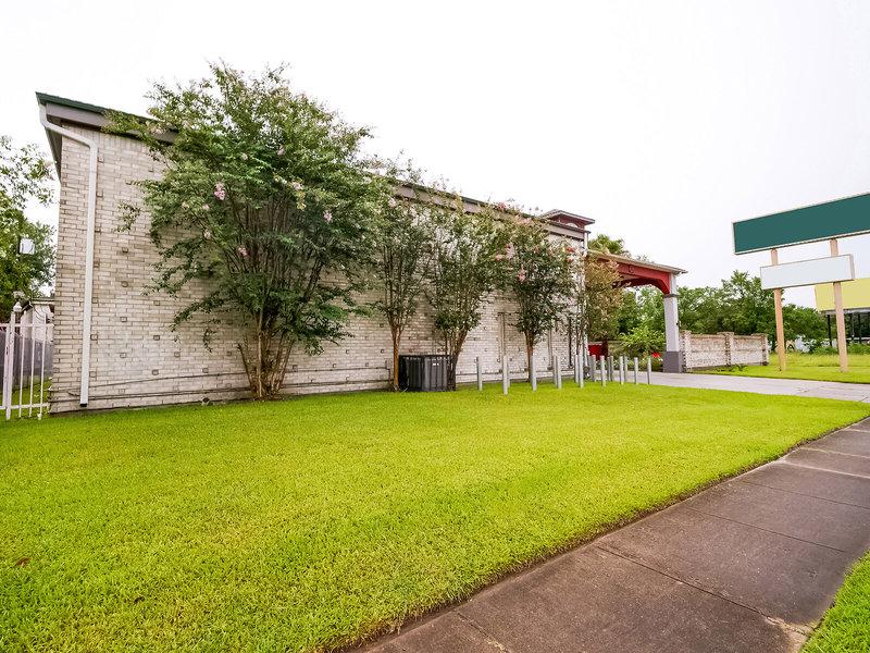 7C8C316CB7E22BF52E8792C4BCD5DA80