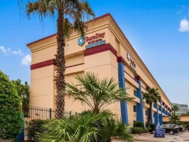 C590A83BC3CEE82193B781BE723EC522