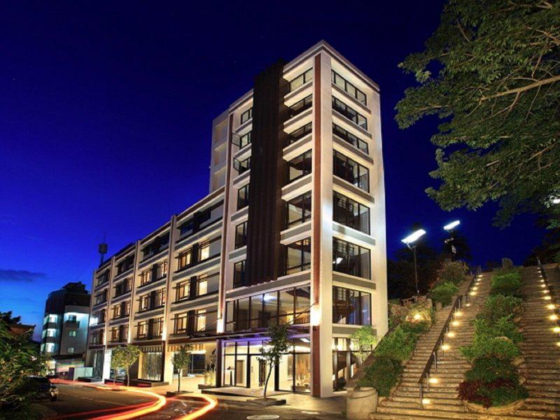 F56AD485D57E7F3C19BD5C6ACDC7AB0E