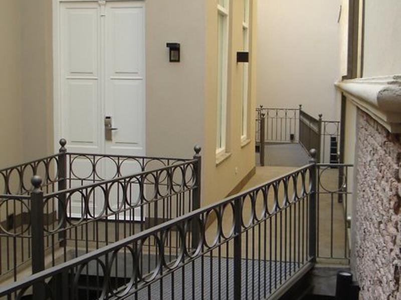 FF1078B25E6BF2DBD2B4758550AEE6D2