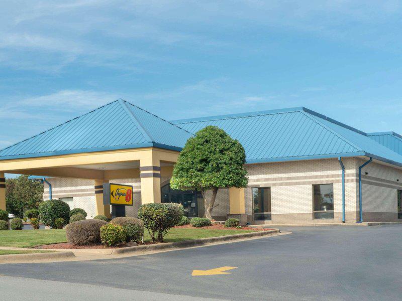 11031CD4EBDEC5C10CFF4F60A9B8B53B