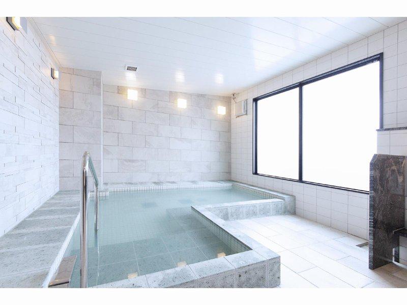 B6529D906888971719A755D4633BF2E1