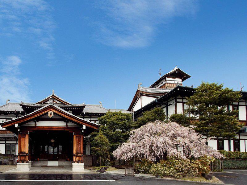 F696061F8CB7ACA5150680CF2D404F17