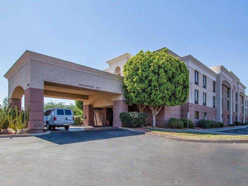 008B775D8F28247E9FBCDBFAE63861B6