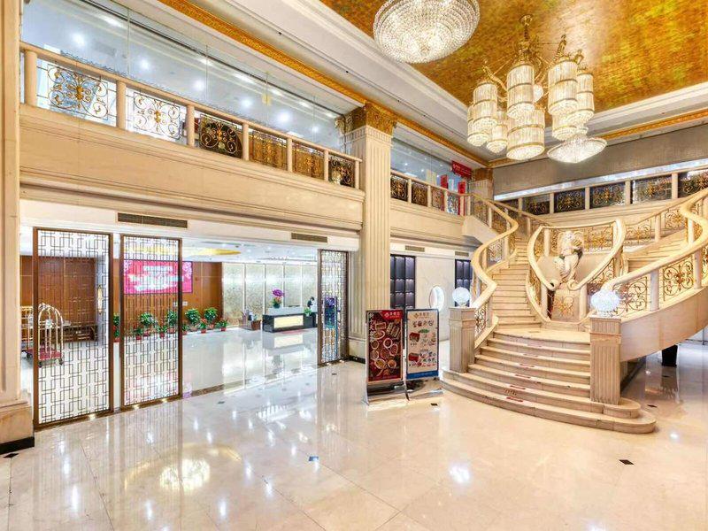 C2C0A45505E4F7ED4CF9527668FADEC2