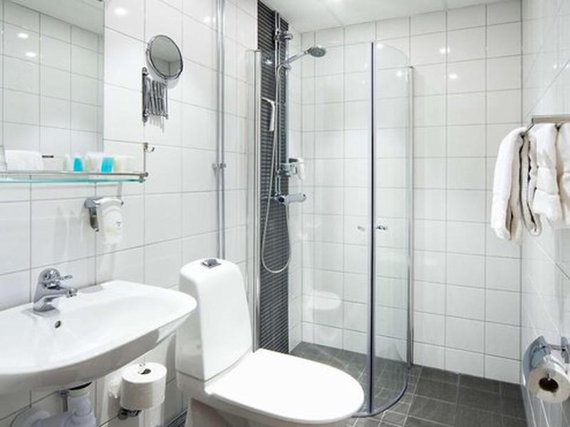 58DAFA4F0C19B3F5B0699180775676F9