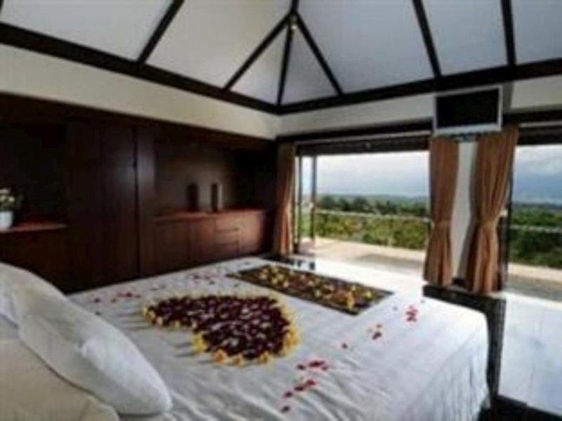 4BC08788EDA1754E392820DBE5B95B67