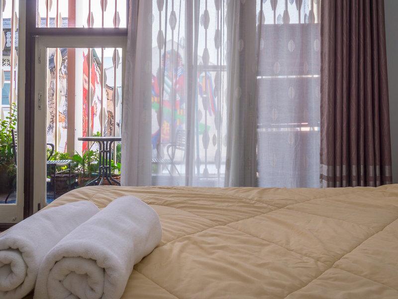 6404926BC2331EAC31ED55FDFC4E6A9A