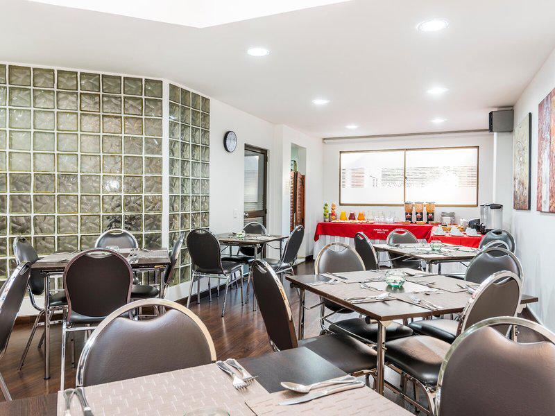 9EA9220D9E57E7C7154B97F7A6F403F7