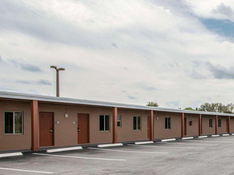 DB330622E640A0B8AA4326983745FEDA