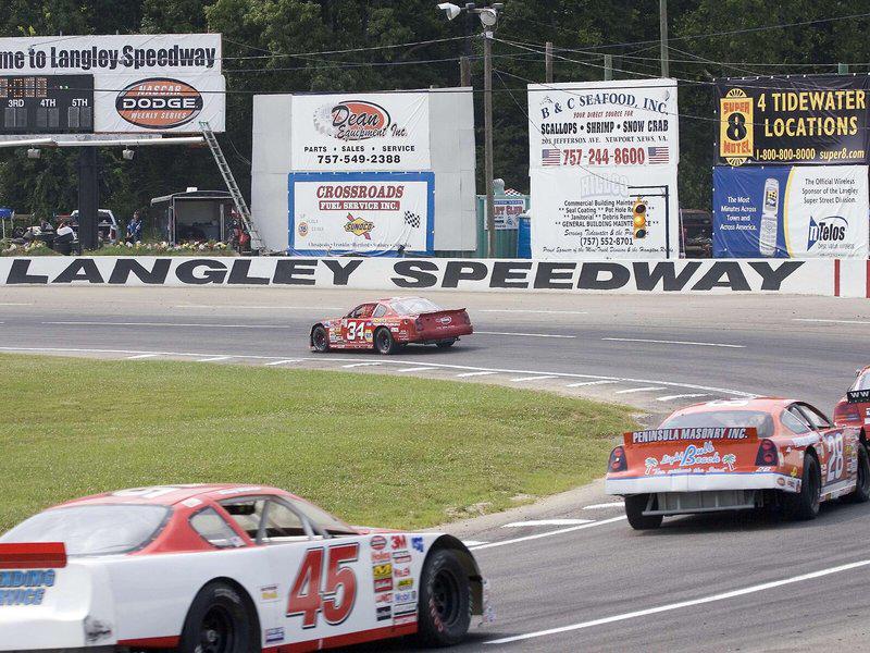 D0ACF9D28305BB68A6AA409D7049FE12