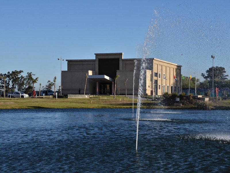 9094D8FC9C9BA7D8EC38D362072F3D09