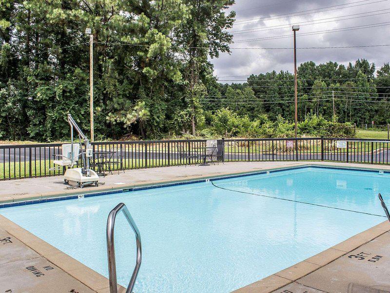 17D6F5B902A14D735AF976240247124E