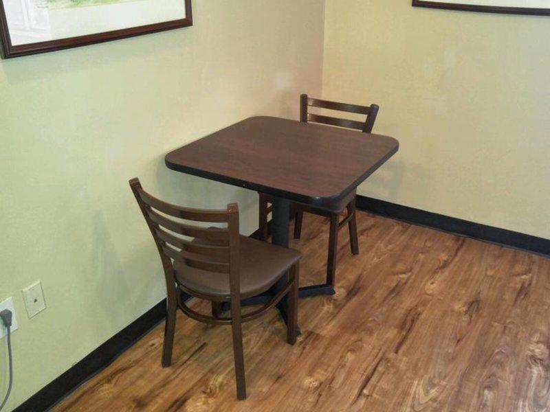 EFC0B59D5B3AFF82130C983CDBB3DAAA