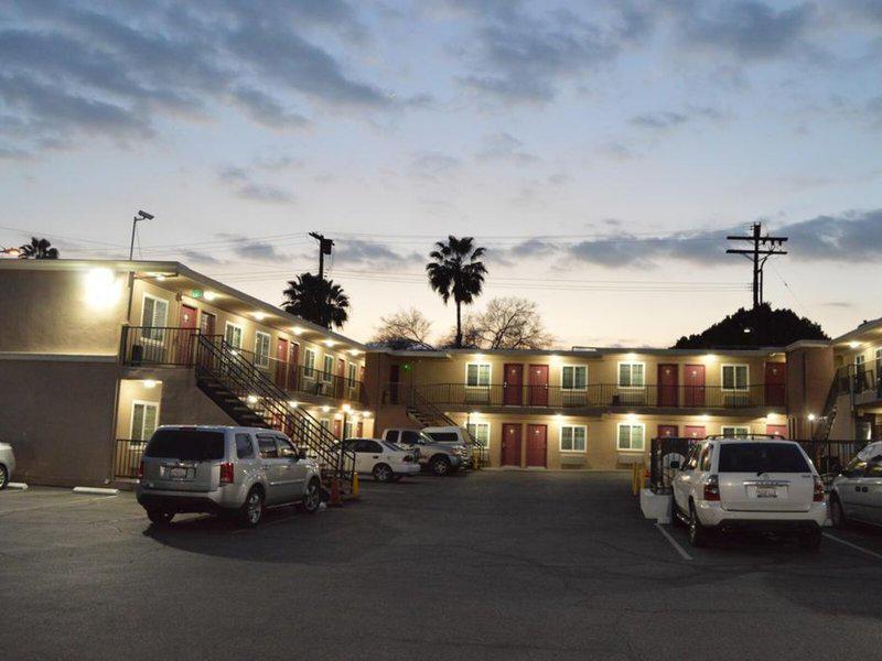 DB531A48AB233084AA5339D595998D0B