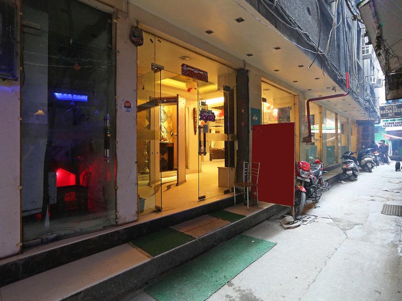 795C9CB5D6B8321ABA8CCC57675B35BF