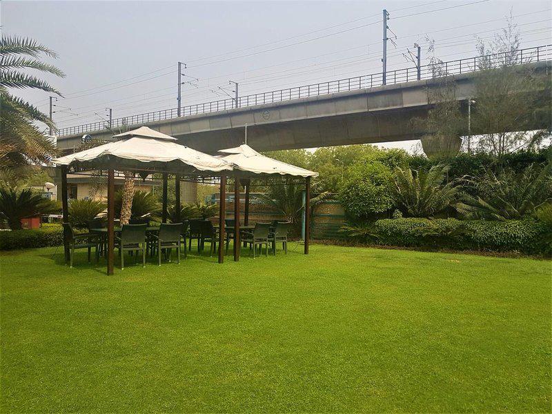 32ABB93B8E0C95089D592F5E089353DA