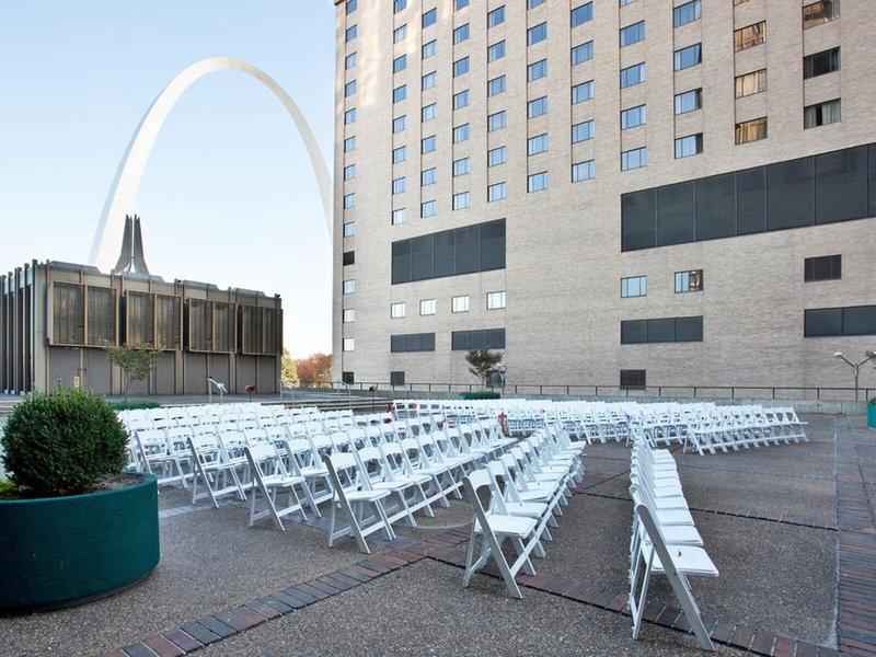 9002124BC55E5471F1ECE5A8AE651FC1