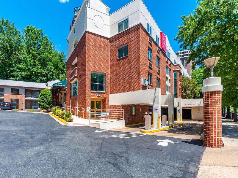 5DFFDB0DD85FAC00AA8F92D67677B73B