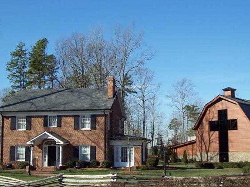 62C4A15D8613C4F8A16FC7326FB61A69