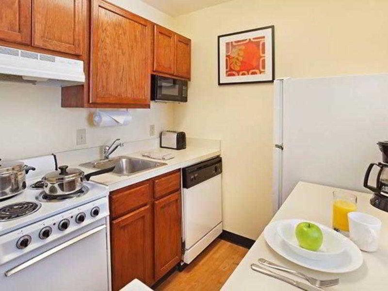 1D282143D63DF708C085D89BAE186E8D