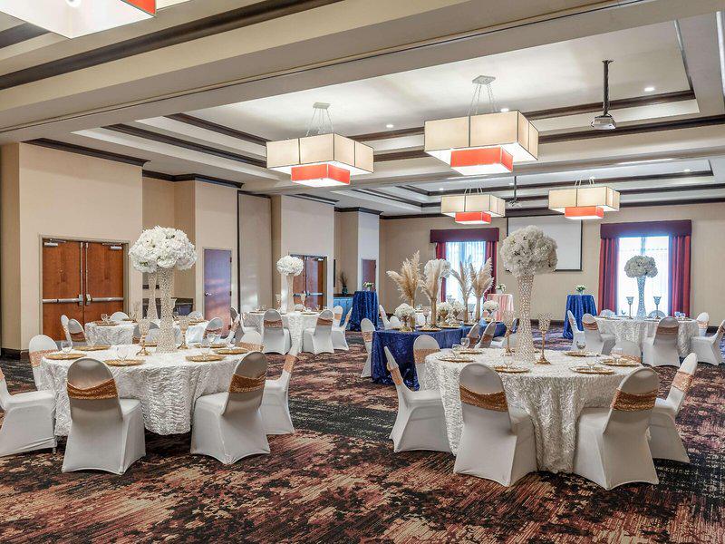 93DFEBF0E688018F59477F1FB07B7856